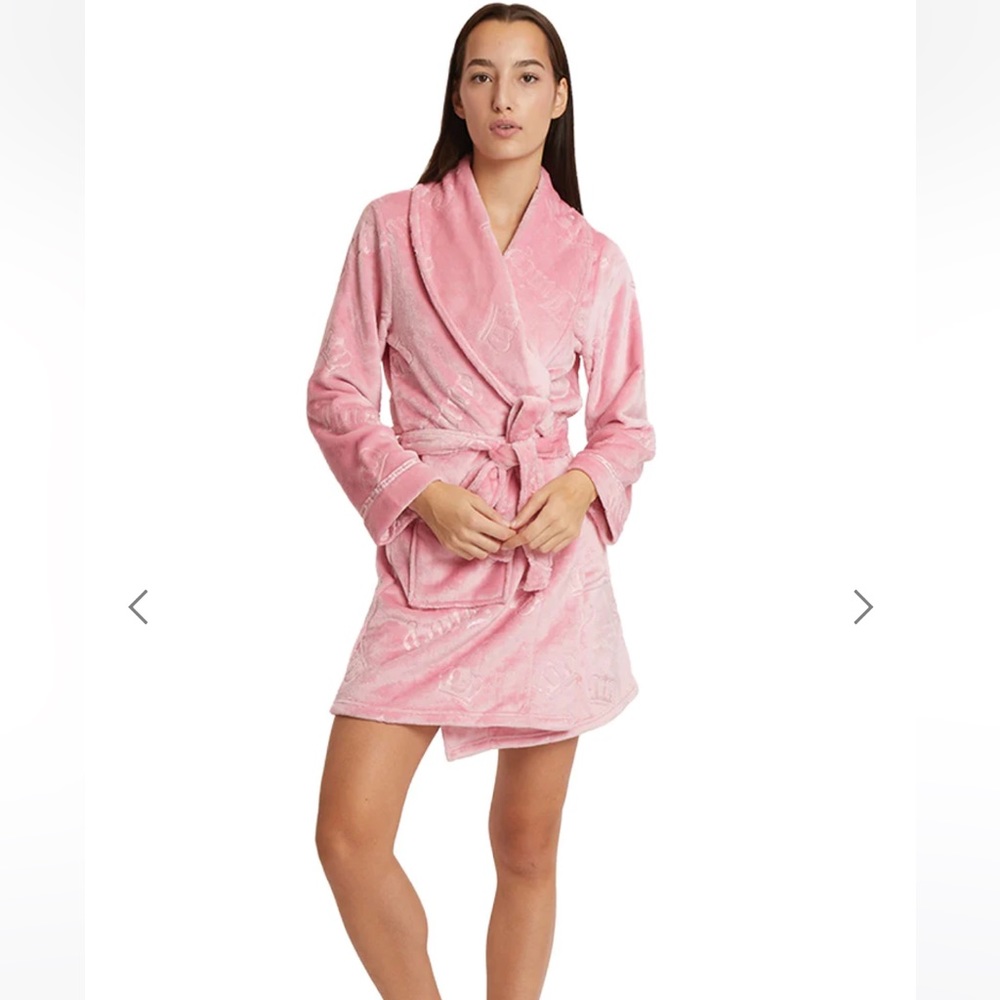 SHAWL COLLAR PLUSH ROBE